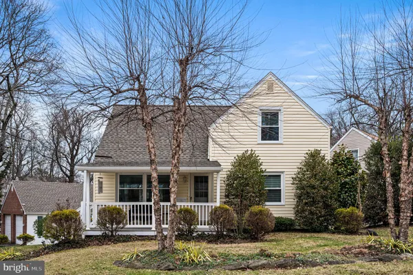 $550,000 | 25 Midland Avenue, Berwyn, PA 19312
