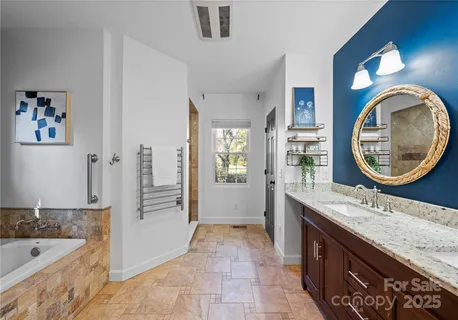 $924,000 | 112 Sardis View Road, Charlotte, NC 28211