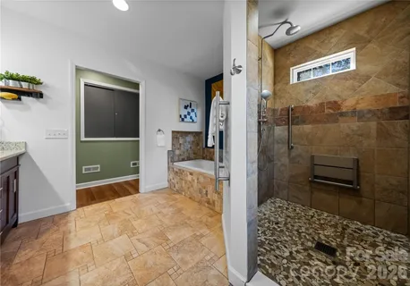 $924,000 | 112 Sardis View Road, Charlotte, NC 28211