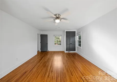 $924,000 | 112 Sardis View Road, Charlotte, NC 28211