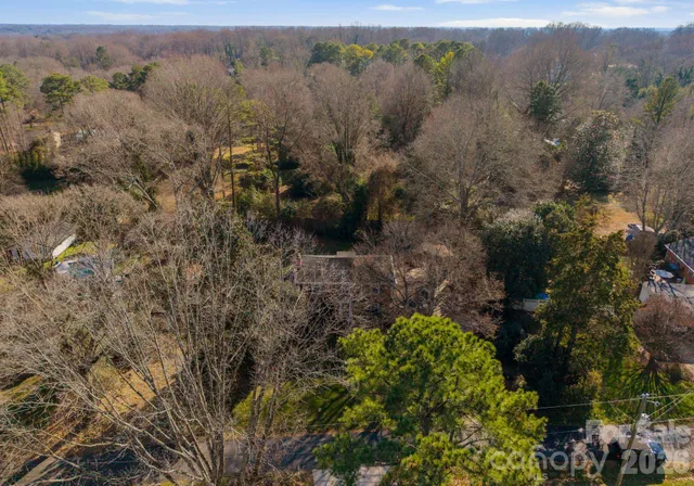 $914,000 | 112 Sardis View Road, Charlotte, NC 28211