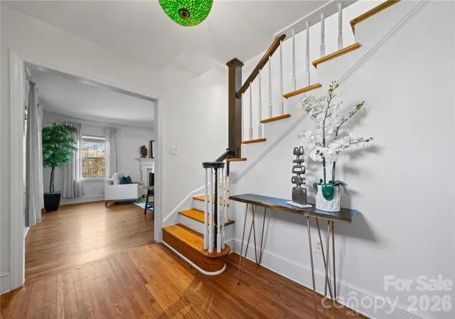 $914,000 | 112 Sardis View Road, Charlotte, NC 28211