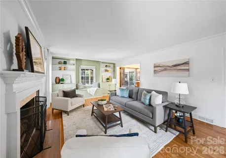 $924,000 | 112 Sardis View Road, Charlotte, NC 28211