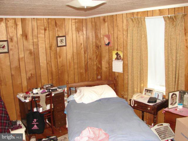 21236 San Mar Road Boonsboro, MD 21713 - Photo 17 of 18 Bedroom