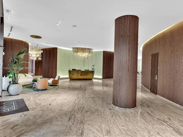 $3,400,000 | 3300 Northeast 188th Street, Unit 718, Aventura, FL 33180