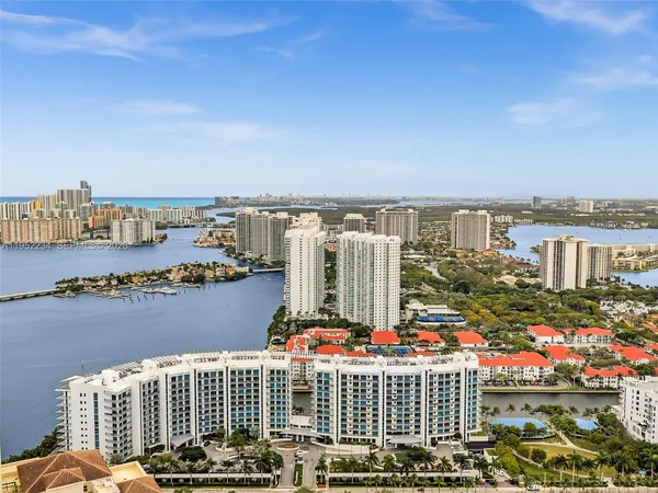 $3,400,000 | 3300 Northeast 188th Street, Unit 718, Aventura, FL 33180