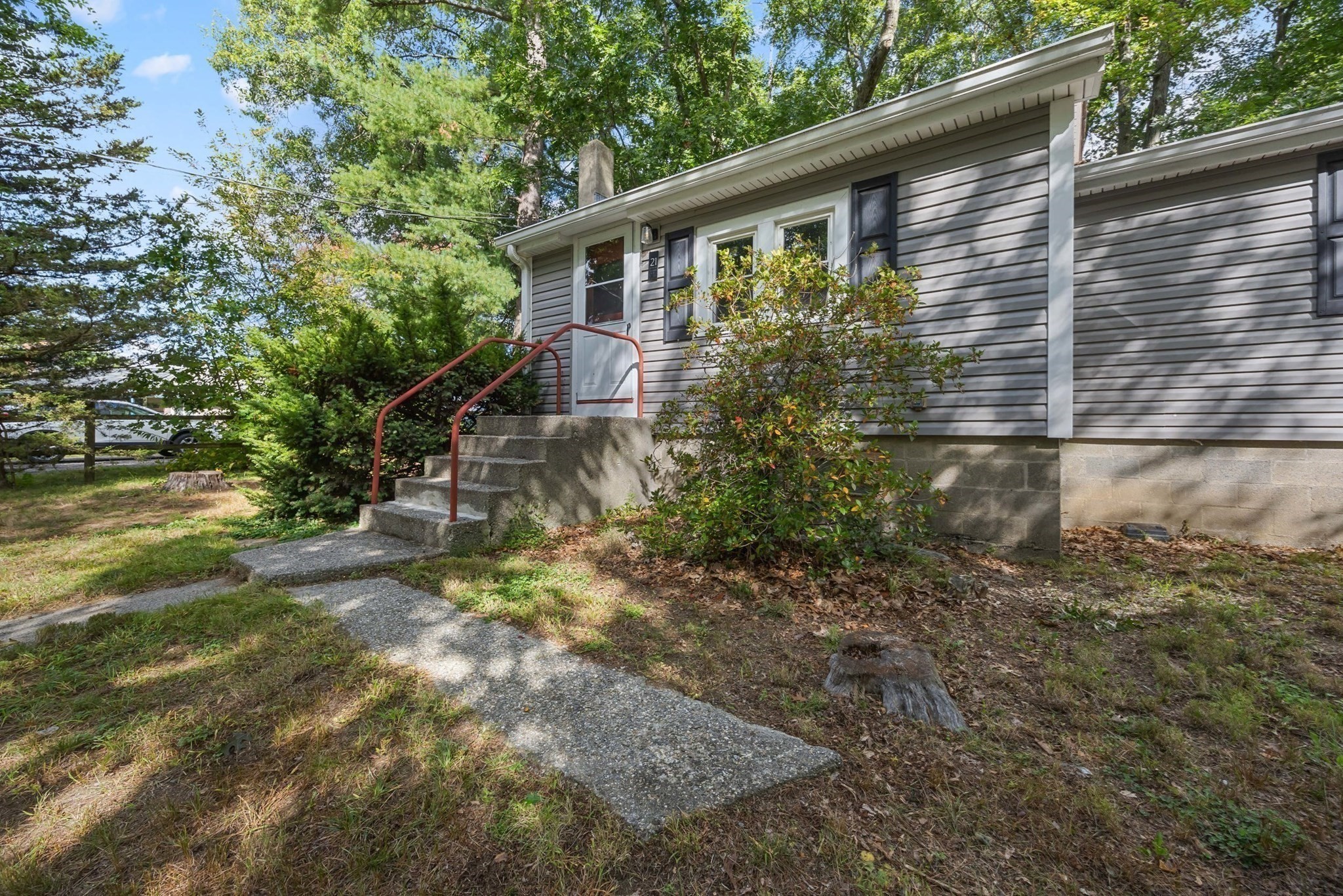 21 Faulkner Road Grafton, MA 01536 - Photo 8 of 26 Gallery Image 8