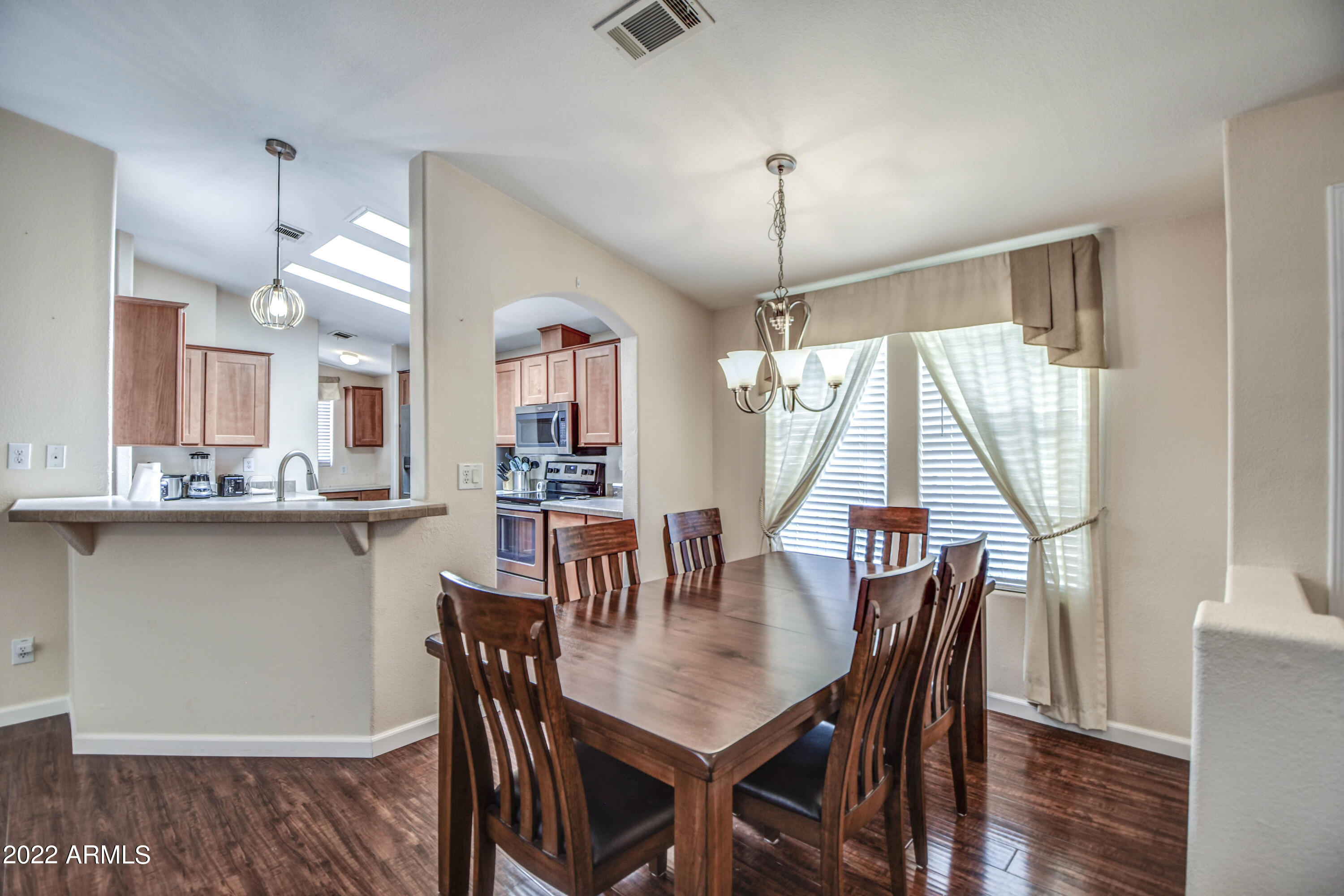 2550 South Ellsworth Road, Unit 647 Mesa, AZ 85209 - Photo 34 of 39 DINING 1