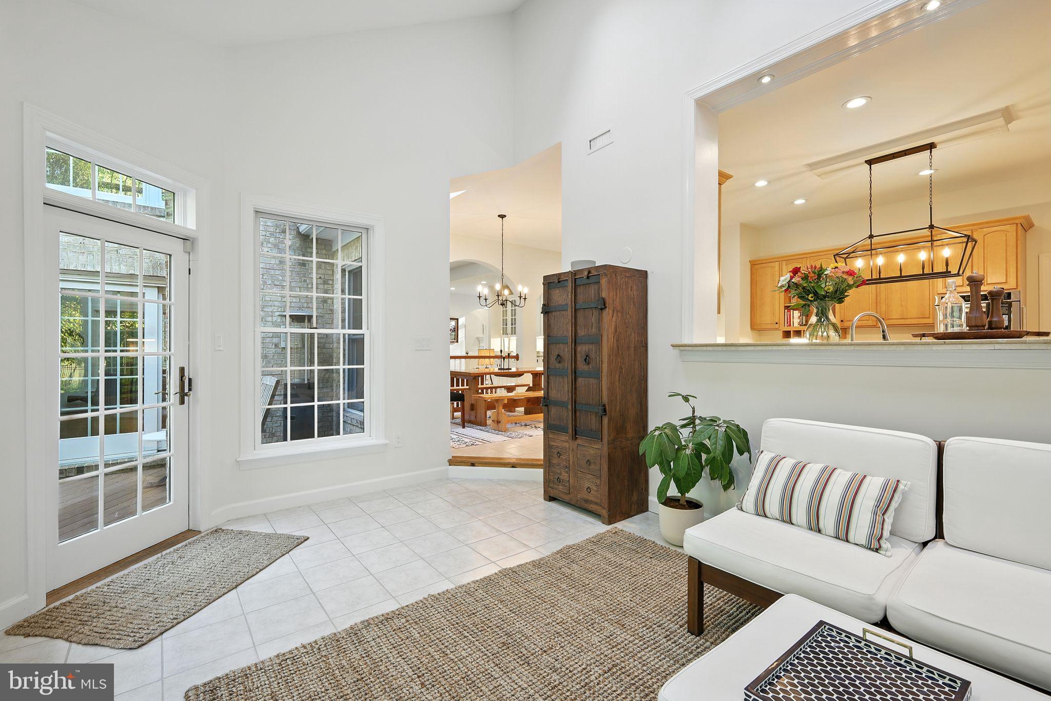 10409 Kingsbridge Road Ellicott City, MD 21042 - Photo 29 of 102 Gallery Image 29