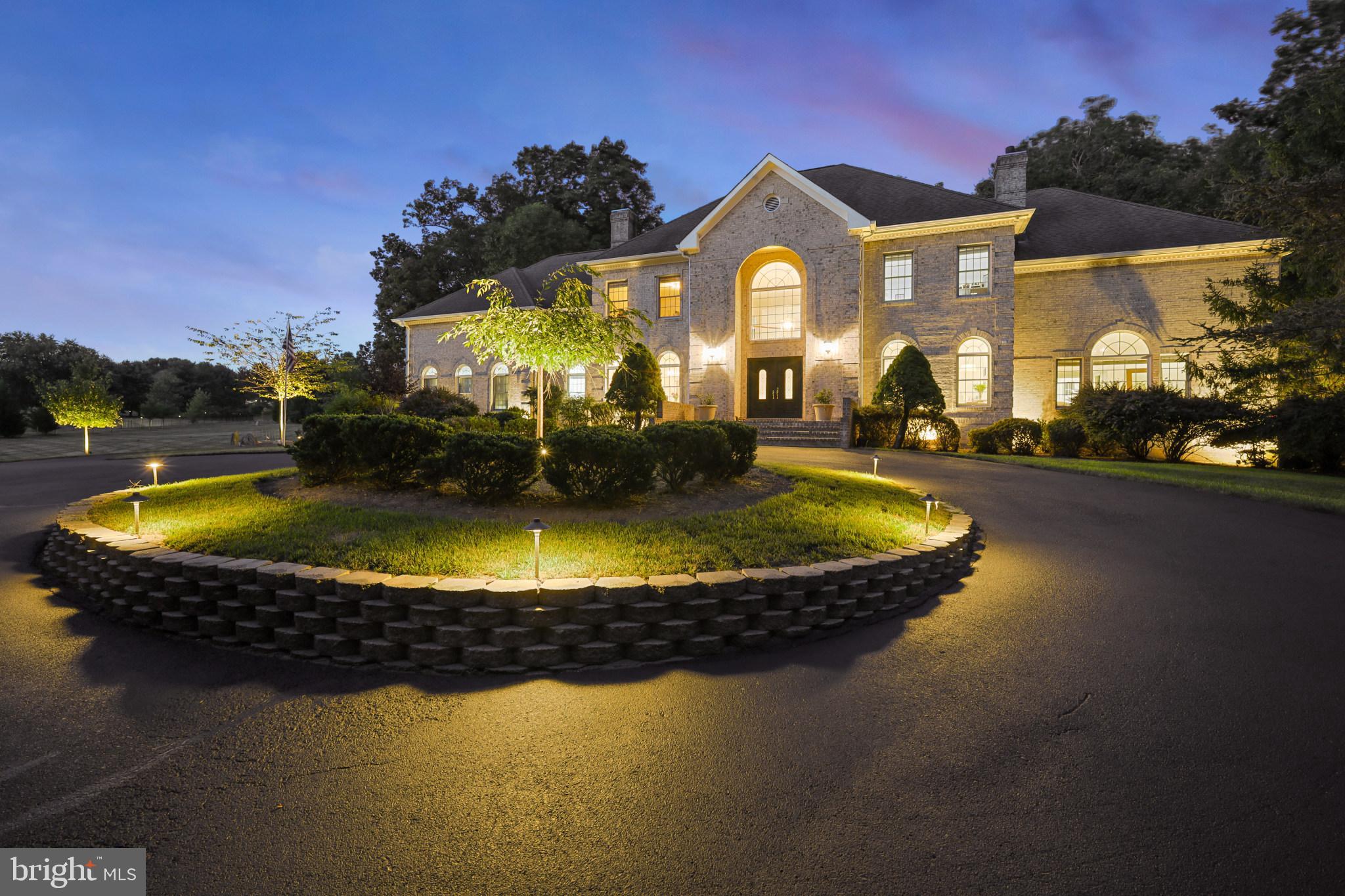 10409 Kingsbridge Road Ellicott City, MD 21042 - Photo 4 of 102 Gallery Image 4