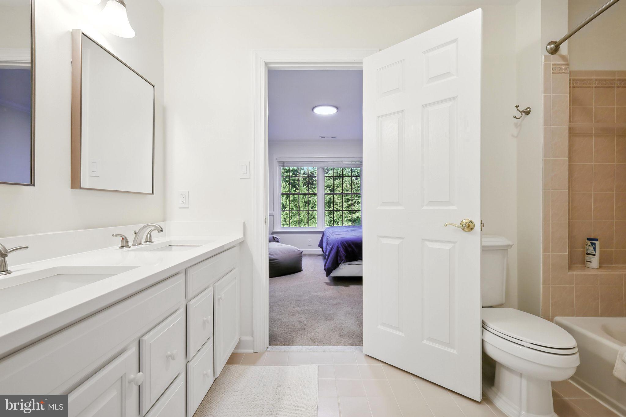 10409 Kingsbridge Road Ellicott City, MD 21042 - Photo 47 of 102 Gallery Image 47