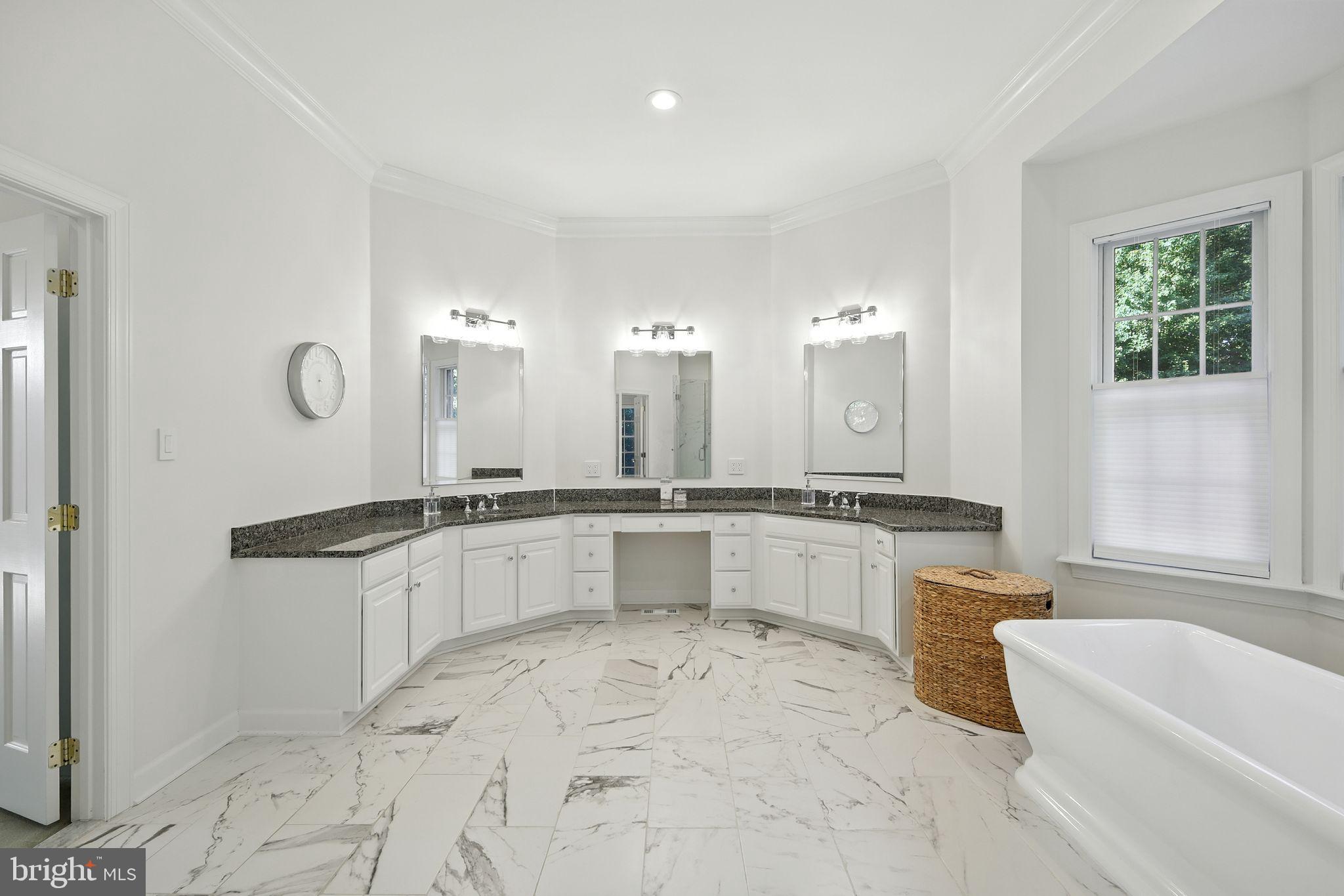 10409 Kingsbridge Road Ellicott City, MD 21042 - Photo 49 of 102 Gallery Image 49