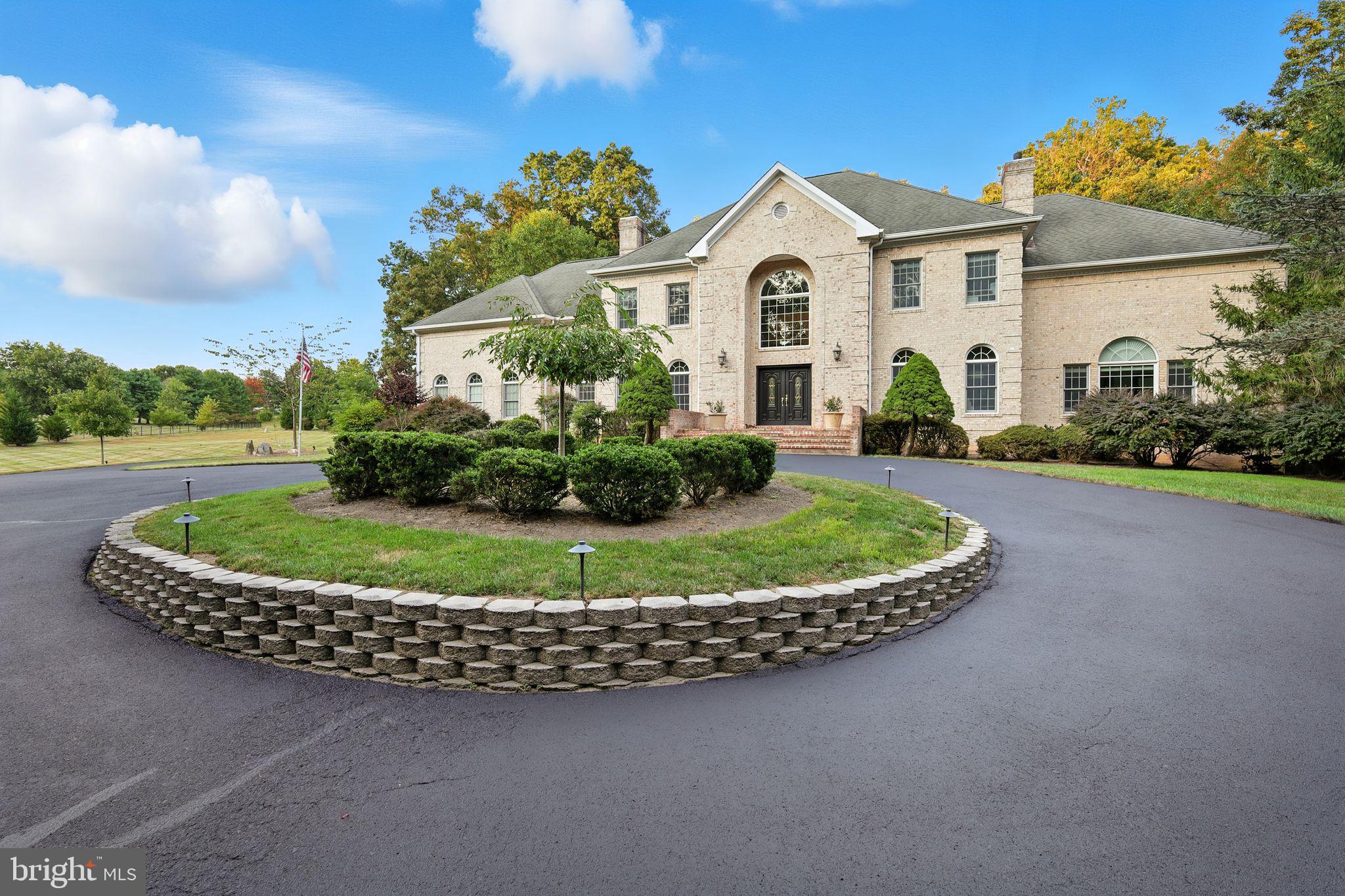 10409 Kingsbridge Road Ellicott City, MD 21042 - Photo 7 of 102 Gallery Image 7