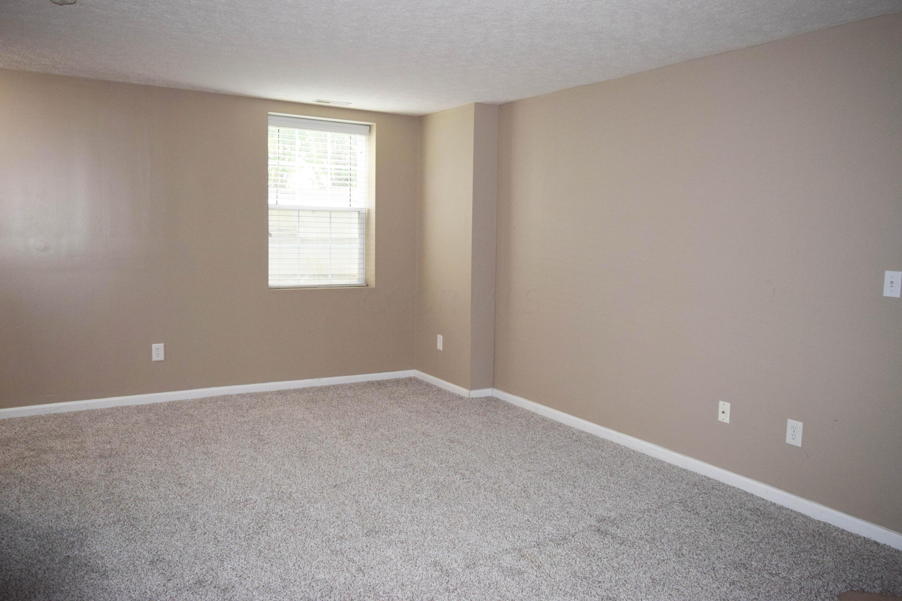 605 Lazelle Road Westerville, OH 43081 - Photo 15 of 24 14-LL Rec Room