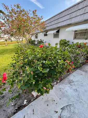 $1,800 | 185 Valencia H, Delray Beach, FL 33446