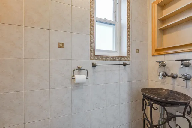 $2,750 | 103 Westover Place, Unit 8, West New York, NJ 07093