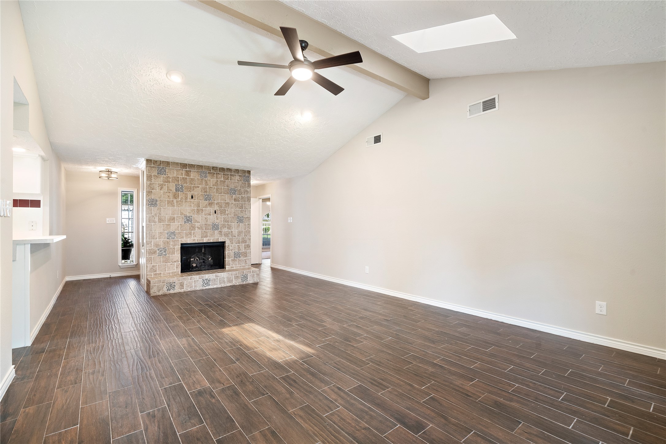 4811 Marywood Drive Spring, TX 77388 - Photo 5 of 20