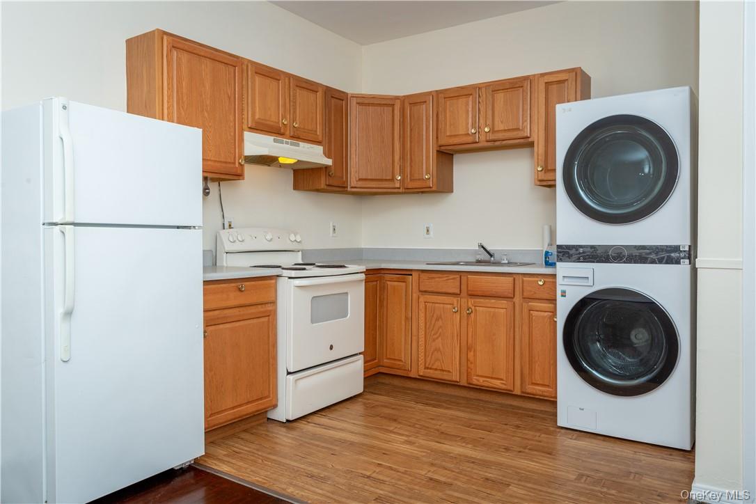 33 Holmes Road, Unit C Holmes, NY 12531 - Photo 10 of 23 Good cabinetry and storage space.
