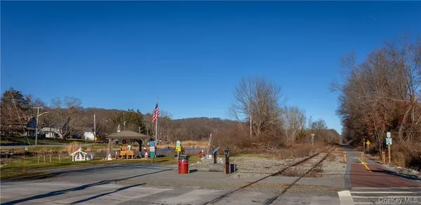 $2,000 | 33 Holmes Road, Unit C, Holmes, NY 12531