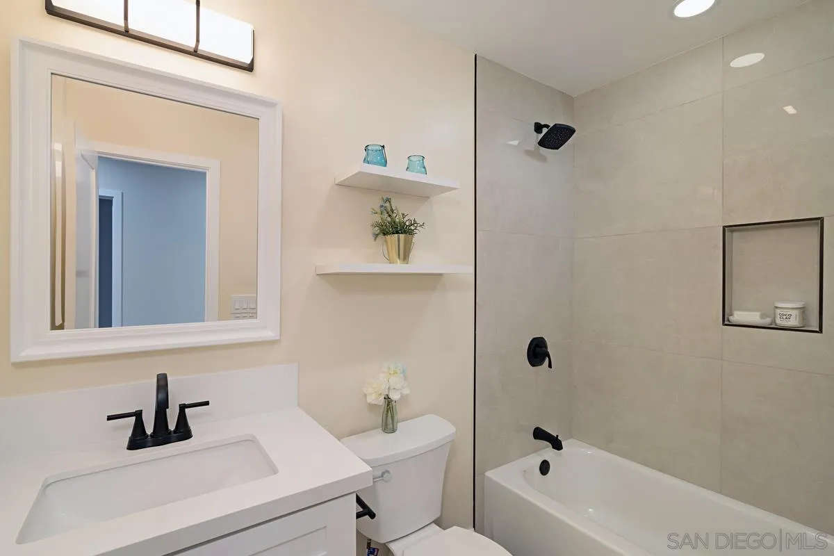 2452 Dryden Road El Cajon, CA 92020 - Photo 13 of 25 Gallery Image 13