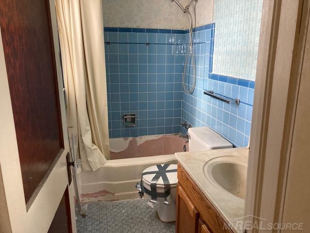 8442 Central Street Center Line, MI 48015 - Photo 16 of 19