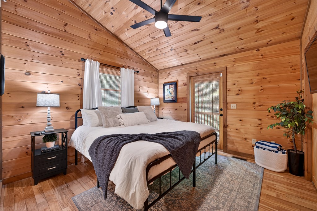 564 Weaver Creek Lane Blue Ridge, GA 30513 - Photo 13 of 37