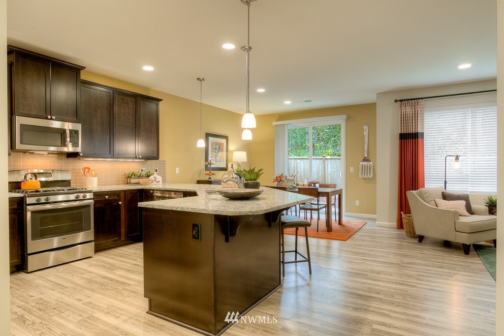 20316 85th Place Northeast, Unit 3 Bothell, WA 98011 - Photo 8 of 24 Gallery Image 8