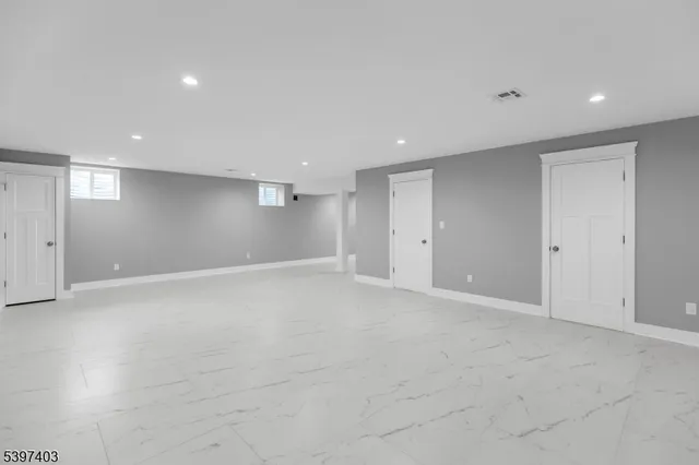 $1,825,000 | 10 Nancy Lane, Bernards, NJ 07920