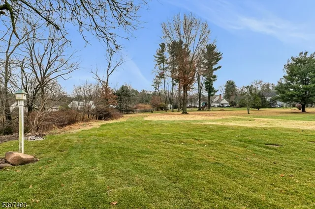 $1,825,000 | 10 Nancy Lane, Bernards, NJ 07920