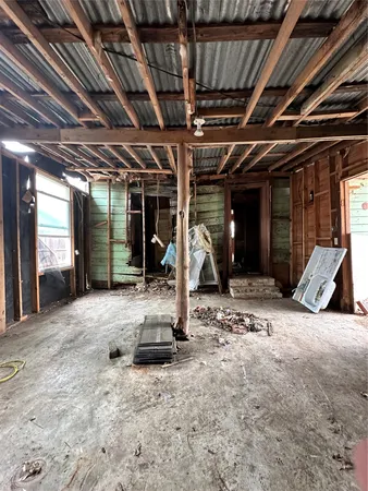 $175,000 | 408 West Allen Street, Kyle, TX 78640