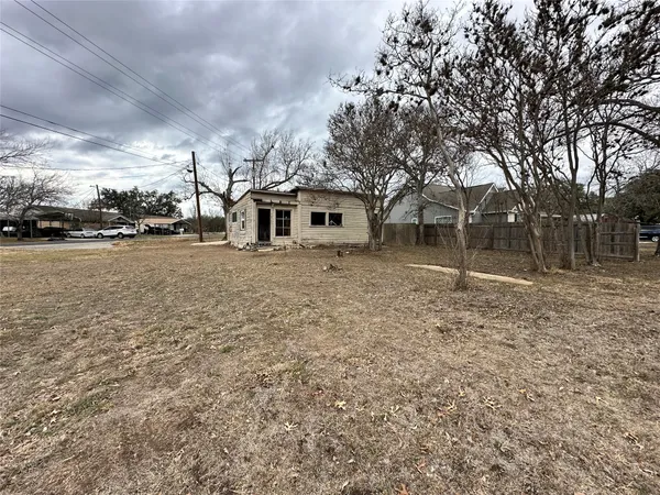 $175,000 | 408 West Allen Street, Kyle, TX 78640
