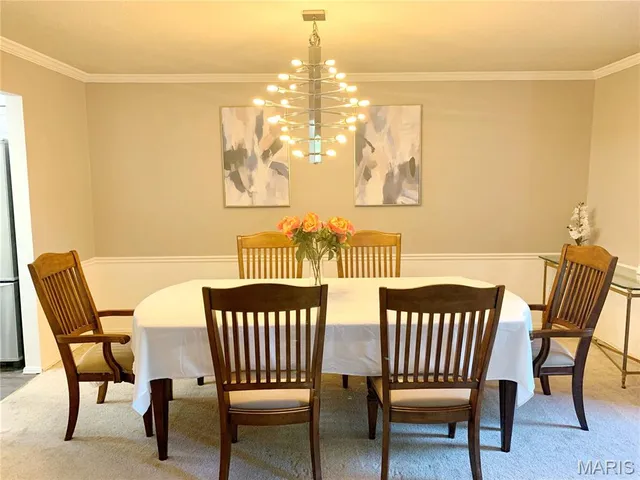 $239,900 | 539 Coeur De Royale Drive, Unit 105, Creve Coeur, MO 63141