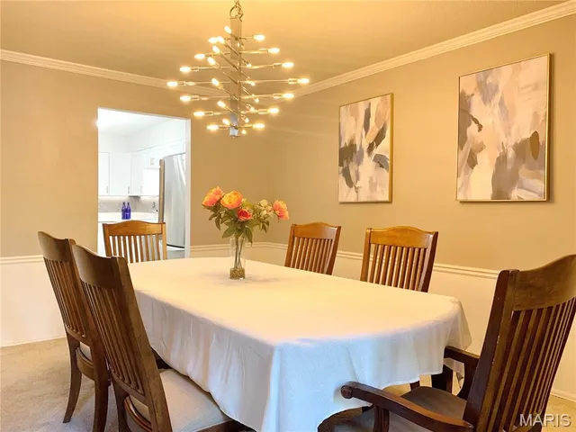 $239,900 | 539 Coeur De Royale Drive, Unit 105, Creve Coeur, MO 63141