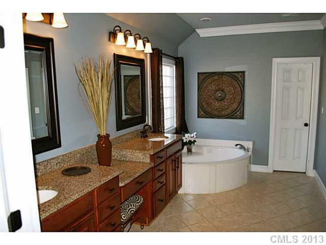 624 Bracket Street Fort Mill, SC 29708 - Photo 8 of 14
