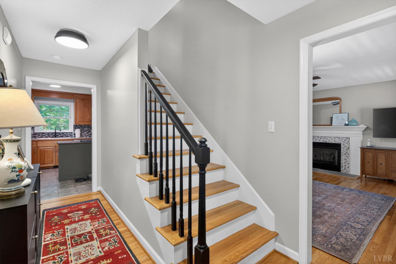 261 Blue Ridge Lane Amherst, VA 24521 - Photo 6 of 81