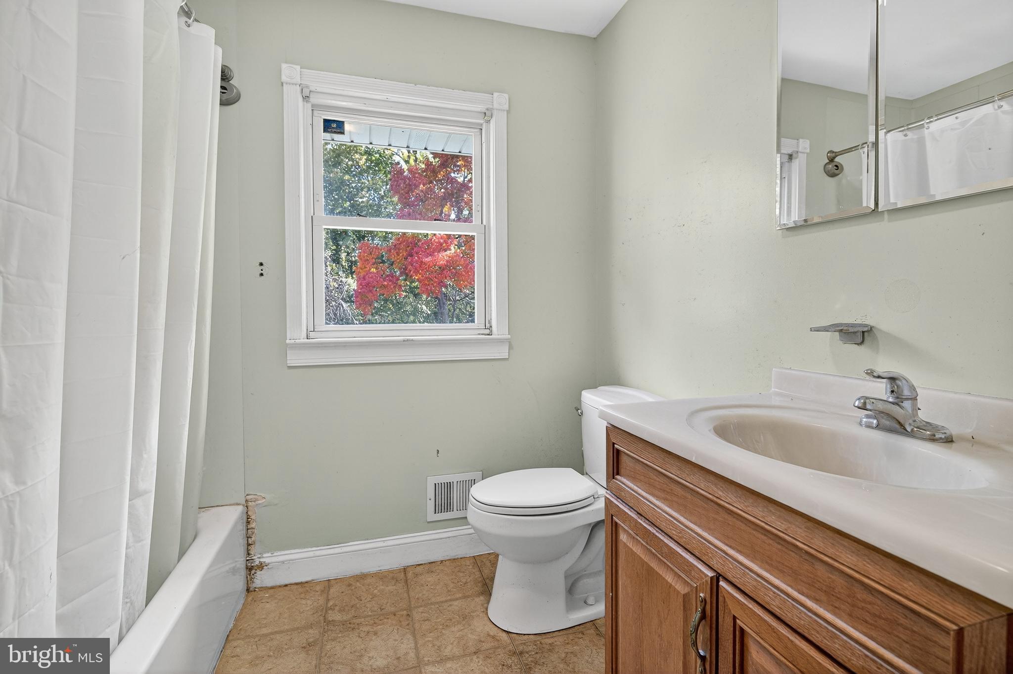 103 Harris Road Princeton Junction, NJ 08550 - Photo 11 of 20 Gallery Image 11