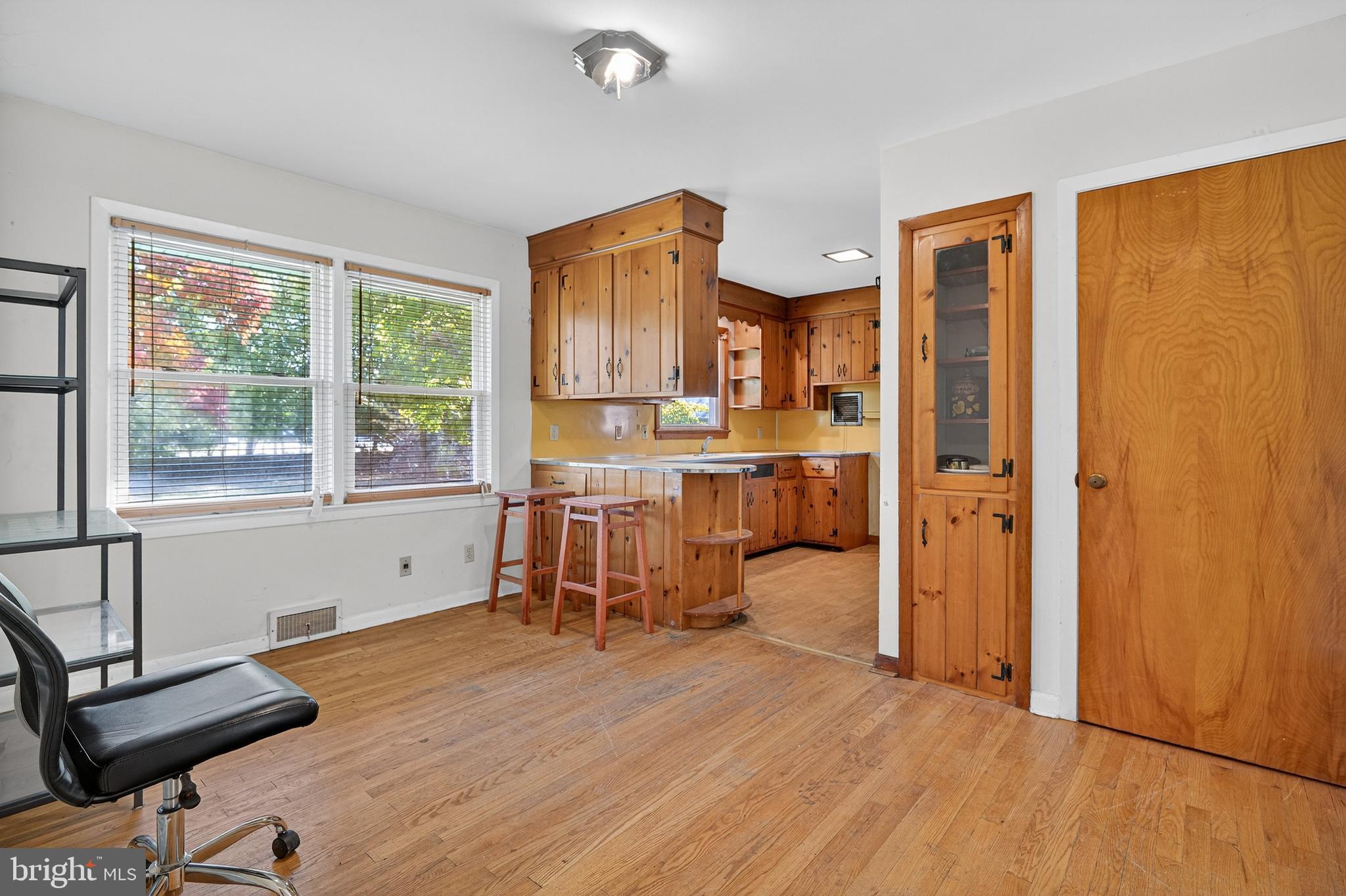103 Harris Road Princeton Junction, NJ 08550 - Photo 7 of 20 Gallery Image 7