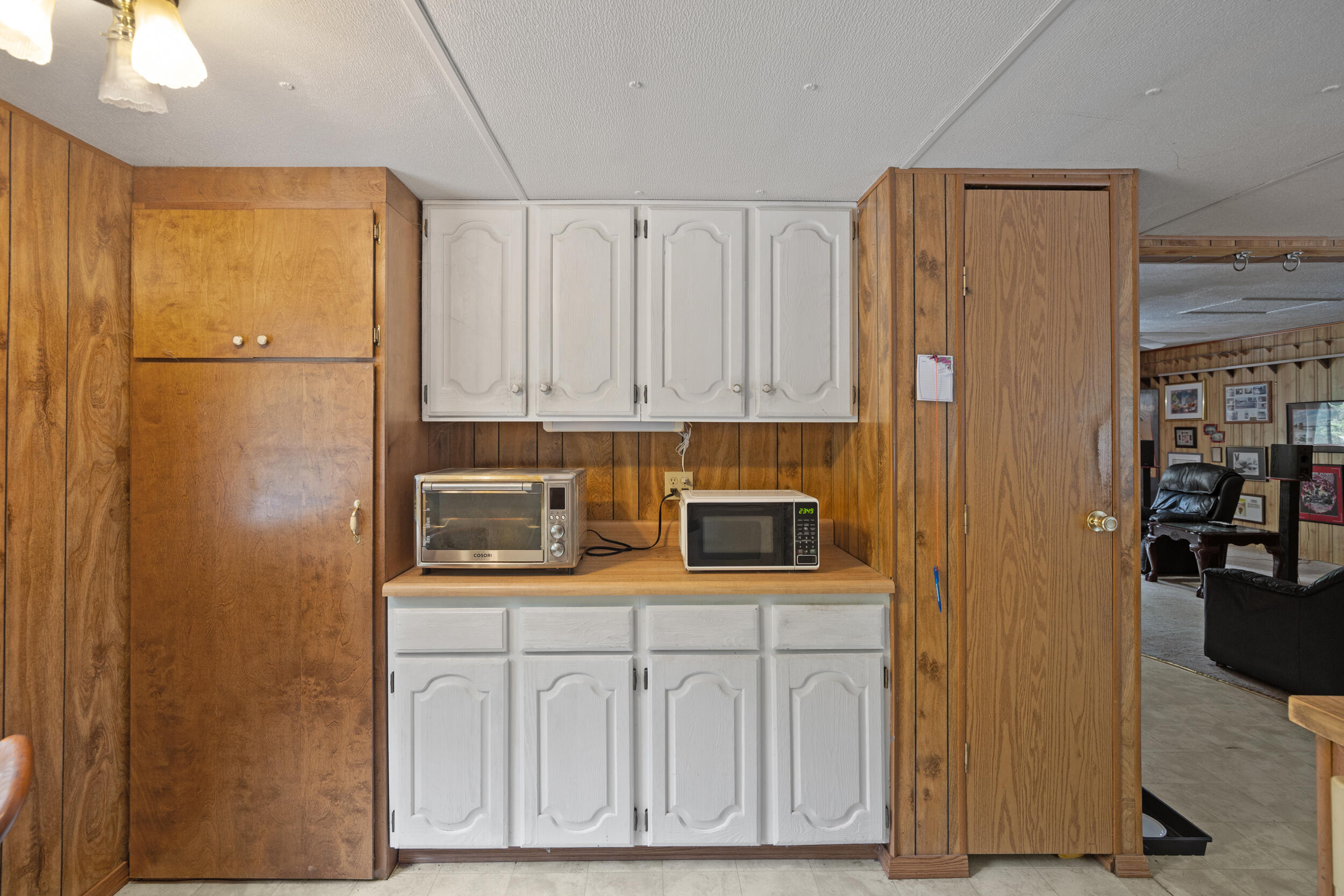 835 Southside Road Grants Pass, OR 97527 - Photo 9 of 52 17_0r1a6038
