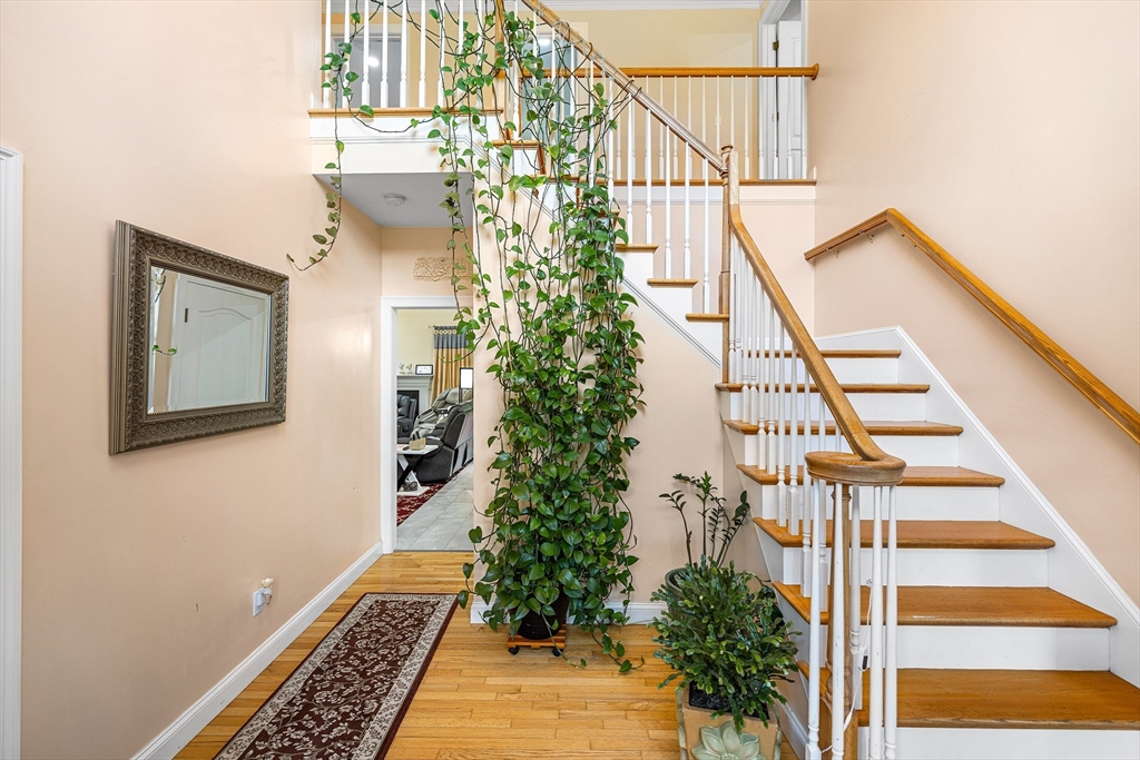 71 Bay Path Road Charlton, MA 01507 - Photo 3 of 30