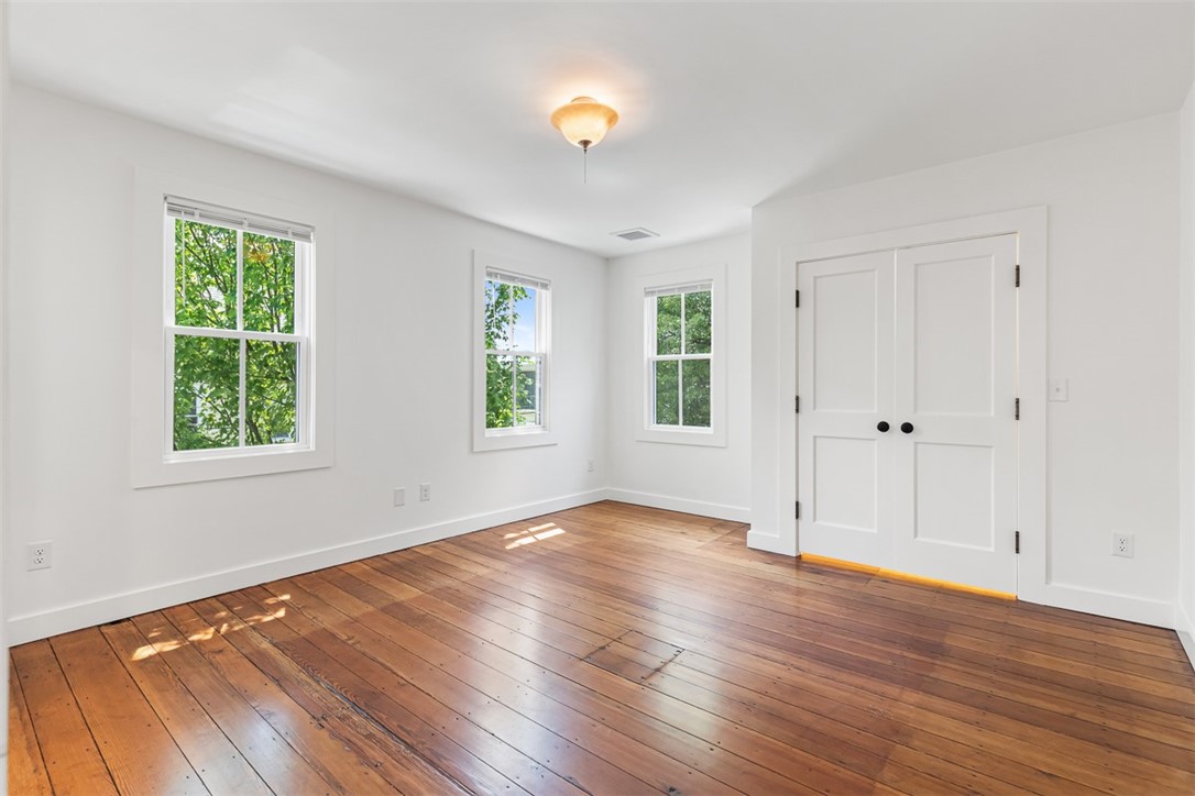 128 Sheldon Street Providence, RI 02906 - Photo 7 of 40 BR 1