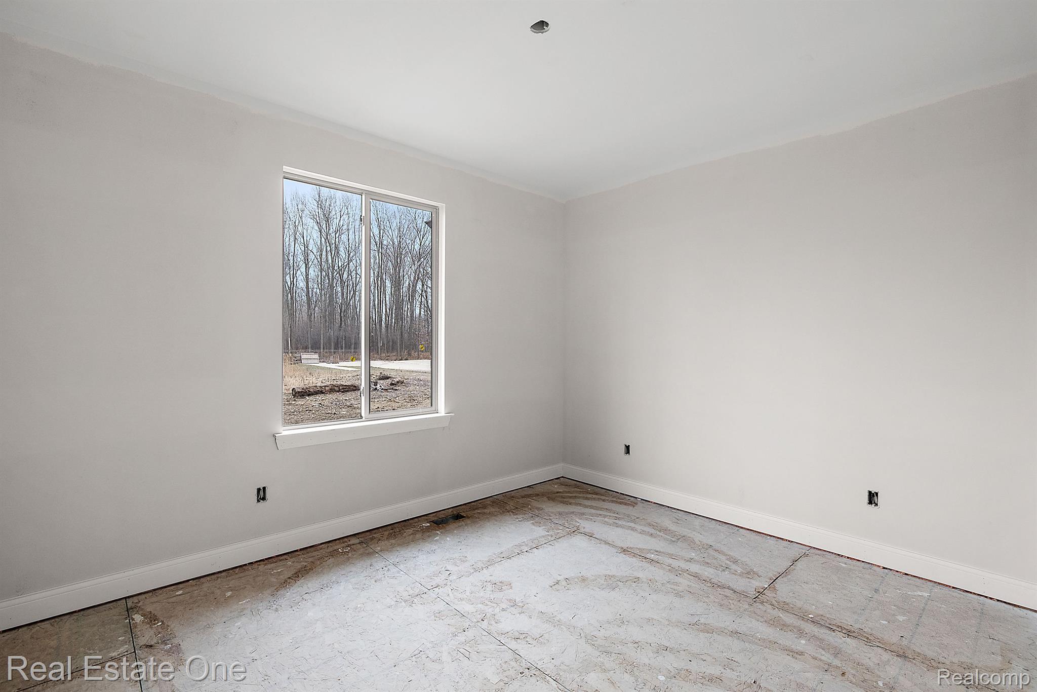 1664 Sage Lane Rochester, MI 48309 - Photo 24 of 36 Gallery Image 24