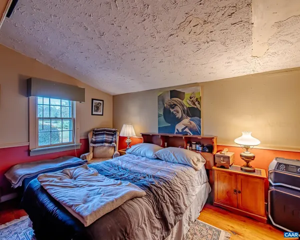 a view of entryway and hall