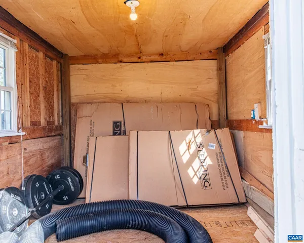 a view of utility room