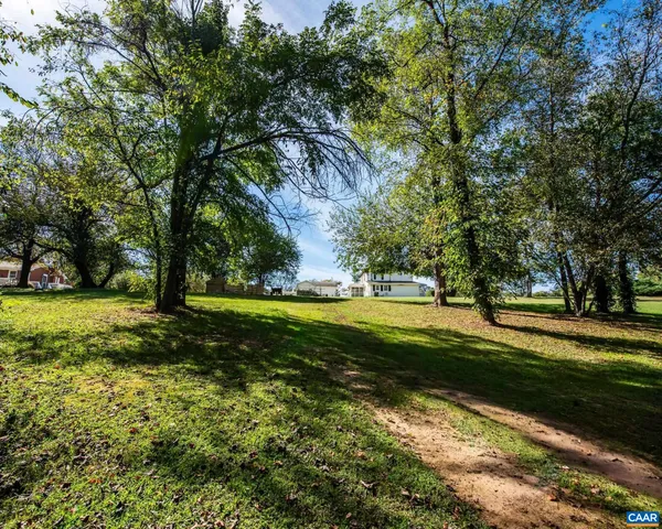 $395,000 | 21 Bright Acres Court, Brightwood, VA 22715