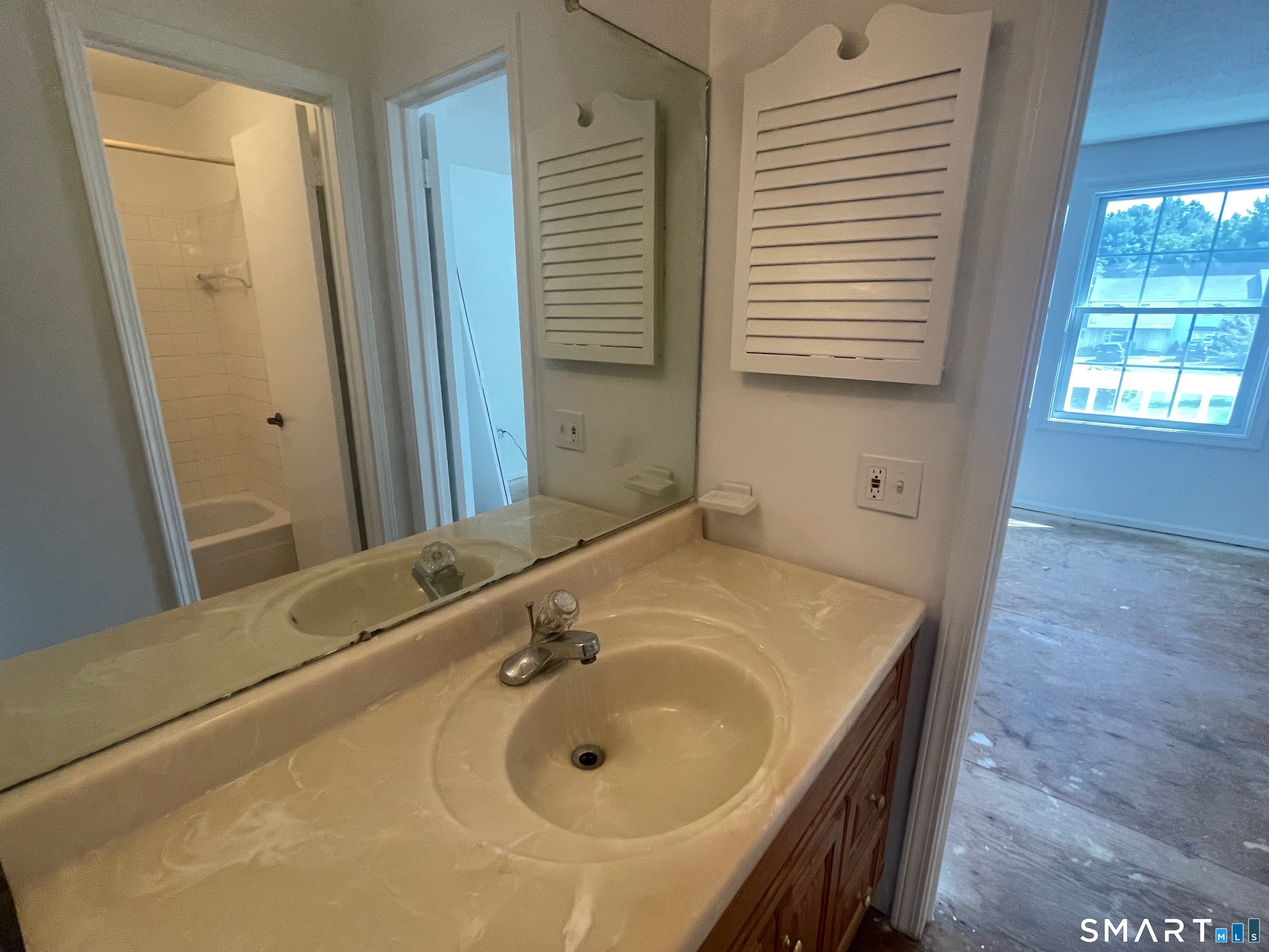 868 Long Hill Road, Unit 868 Middletown, CT 06457 - Photo 19 of 28 Gallery Image 19