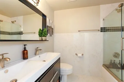 $369,995 | 758 North Larrabee Street, Unit 630, Chicago, IL 60654