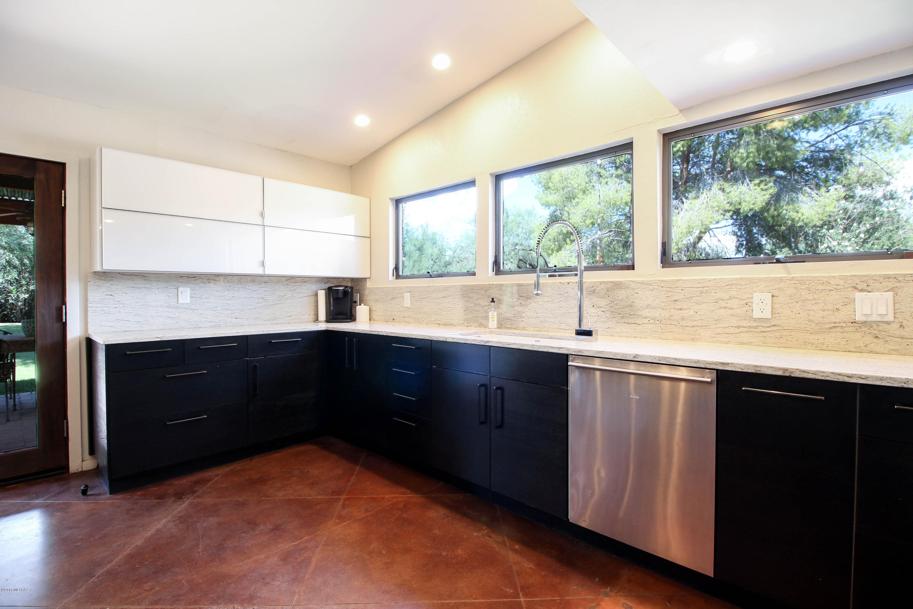 3335 North Pantano Road Tucson, AZ 85750 - Photo 6 of 44 Gallery Image 6