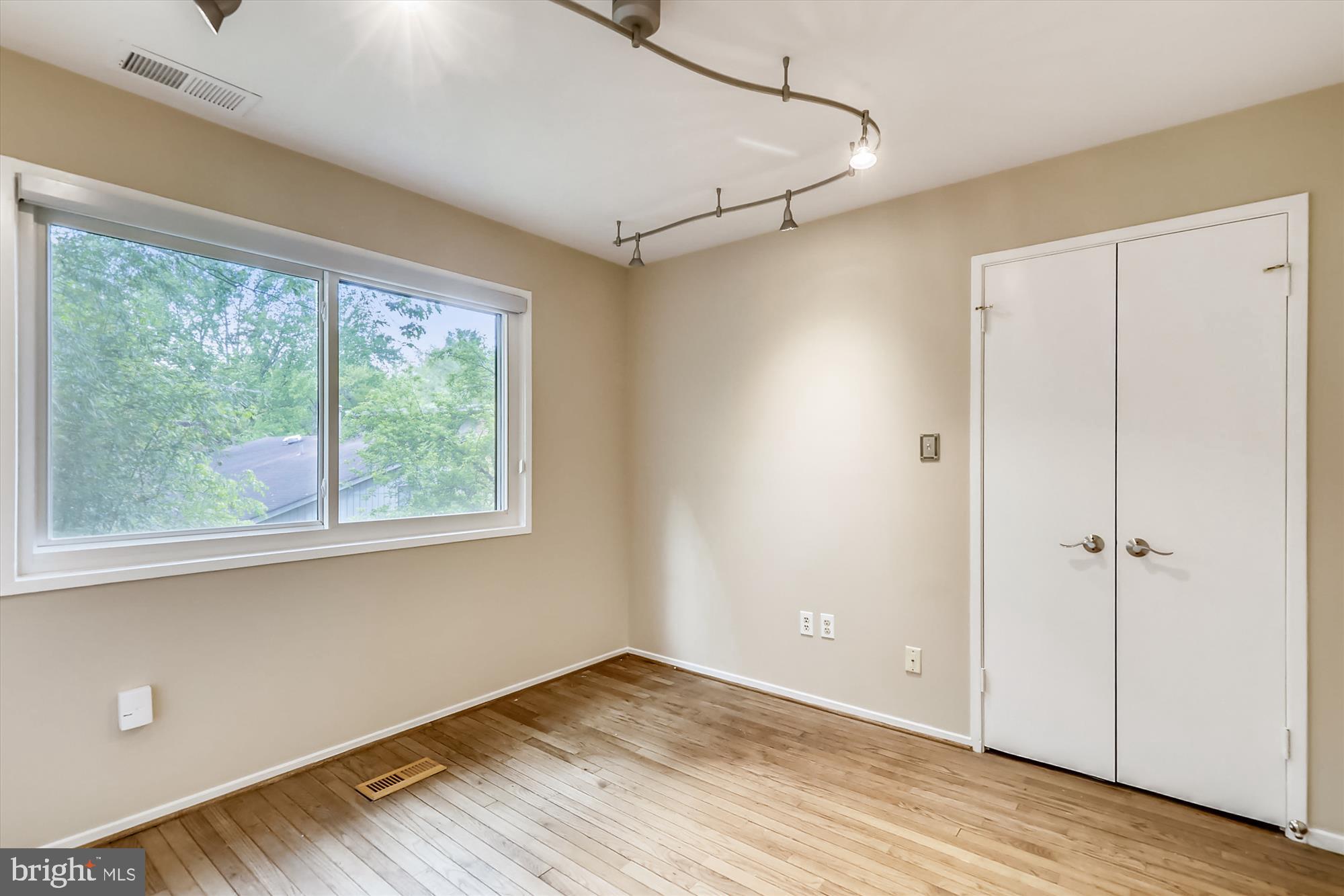 6604 Persimmon Tree Road Bethesda, MD 20817 - Photo 29 of 53 Upper Level 4th Bedroom