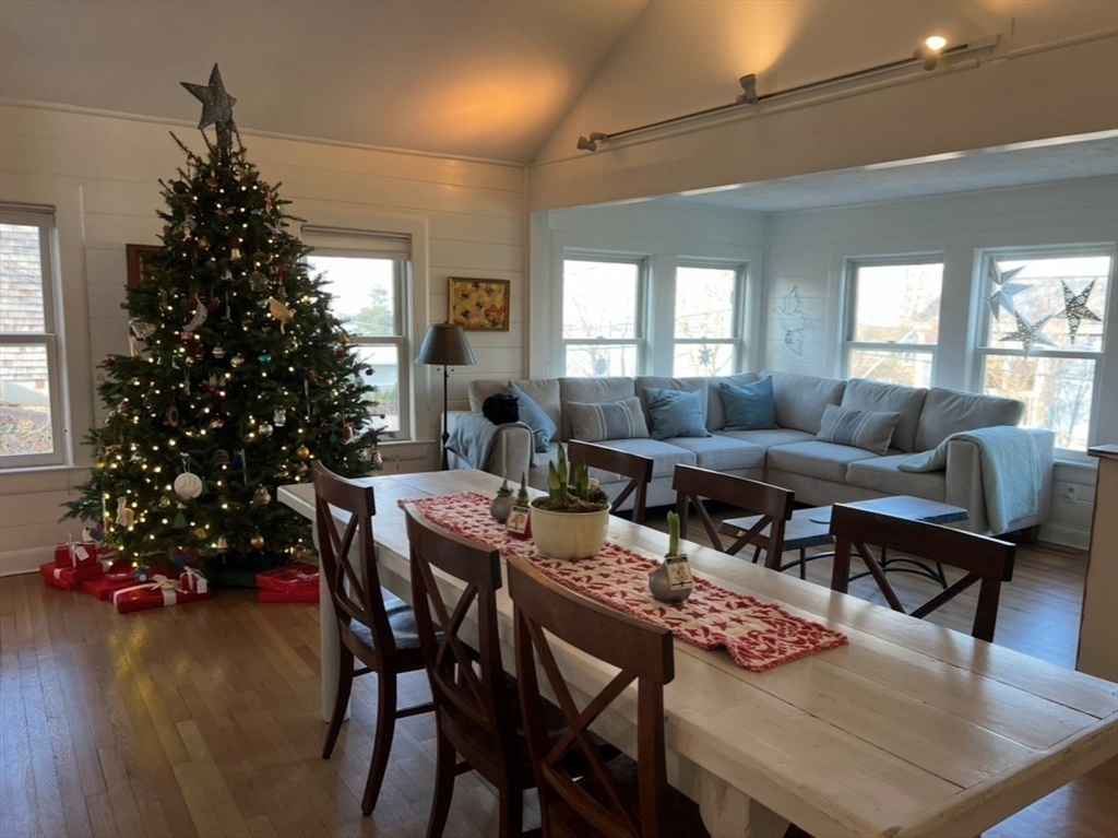 20 Manataug Trail Marblehead, MA 01945 - Photo 5 of 25