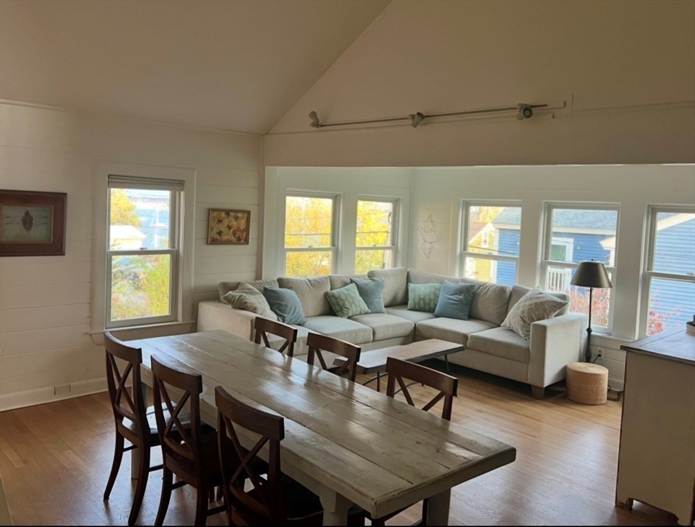 20 Manataug Trail Marblehead, MA 01945 - Photo 7 of 25